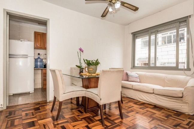 Imóvel com 2 Quartos à Venda, 55 m² em Passo Da Areia - Porto Alegre