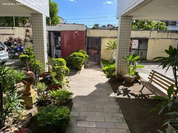 Imagem Apartamento com 3 Quartos à Venda, 77 m² em Prado - Recife