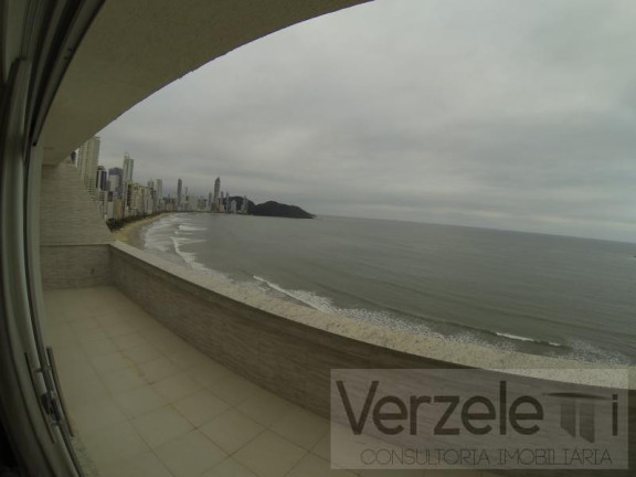 Apartamento com 4 Quartos para Temporada, 180 m² em Centro - Balneário Camboriú