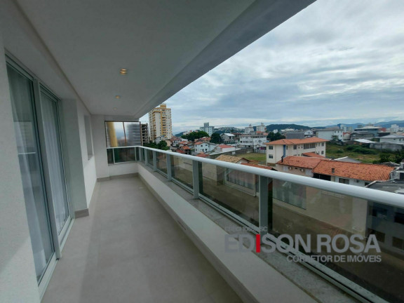 Imagem Apartamento com 3 Quartos à Venda, 123 m² em Barreiros - São José
