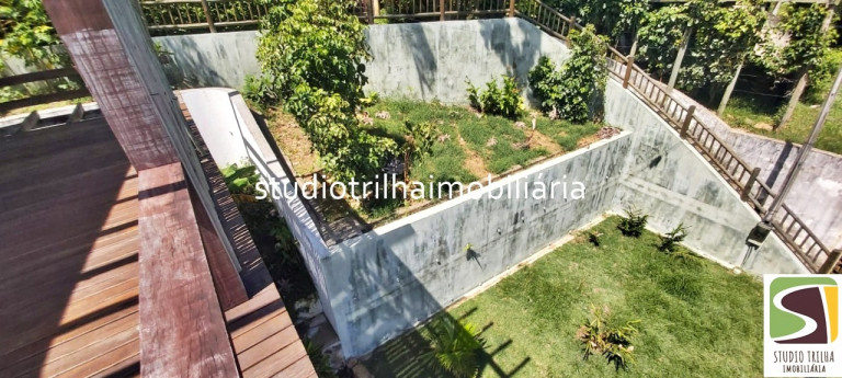 Imagem Sobrado com 3 Quartos à Venda, em Ilhote - Ilhabela Imagem Sobrado com 3 Quartos à Venda, em Ilhote - Ilhabela