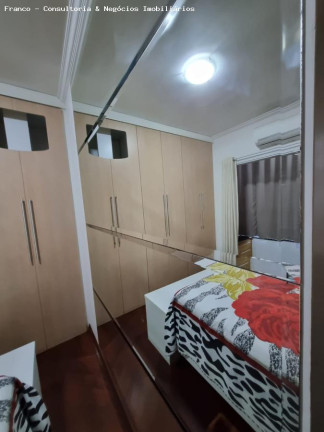 Imagem Sobrado com 3 Quartos à Venda,  em Vila Homero Thon - Santo André