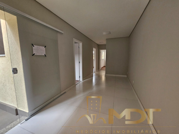 Imagem Casa com 3 Quartos à Venda, 105 m² em Candelária - Belo Horizonte