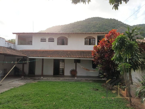 Imagem Casa com 3 Quartos à Venda, 360 m² em Piratininga - Niterói