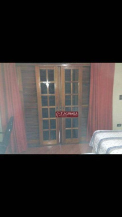 Imagem Sobrado com 3 Quartos à Venda, 190 m² em Jardim Santa Clara - Guarulhos Imagem Sobrado com 3 Quartos à Venda, 190 m² em Jardim Santa Clara - Guarulhos