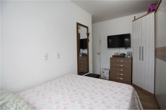 Imagem Imóvel com 2 Quartos à Venda, em Jardim Itu - Porto Alegre Imagem Imóvel com 2 Quartos à Venda, em Jardim Itu - Porto Alegre