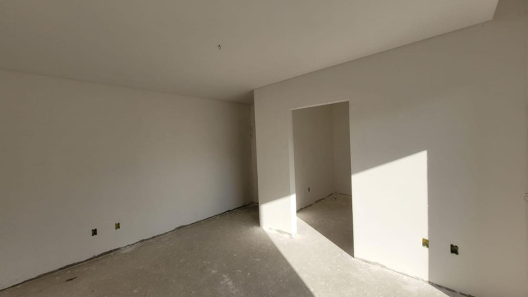 Imagem Sobrado com 3 Quartos à Venda, 186 m² em Glória - Joinville