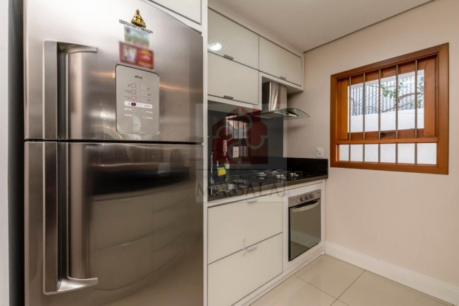 Imagem Casa com 3 Quartos à Venda, 70 m² em Agronomia - Porto Alegre