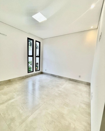 Imagem Imóvel com
3 Quartos à Venda, 163 m² em
Vila Brasilia -
Goiania Imagem Imóvel com
3 Quartos à Venda, 163 m² em
Vila Brasilia -
Goiania