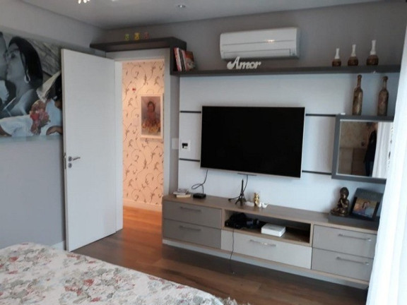 Imagem Casa com 3 Quartos à Venda, 295 m² em Parque Da Matriz - Cachoeirinha Imagem Casa com 3 Quartos à Venda, 295 m² em Parque Da Matriz - Cachoeirinha