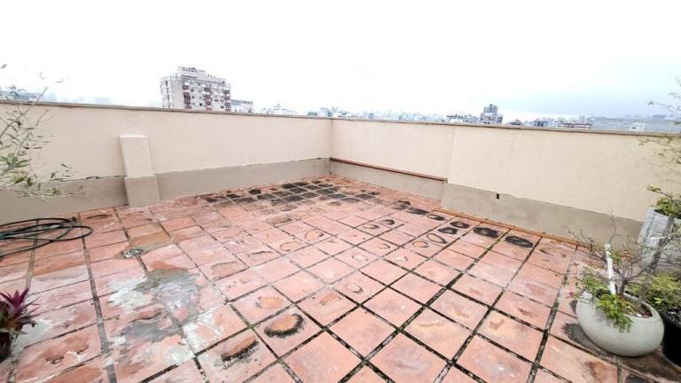 Imagem Cobertura com 2 Quartos à Venda, 133 m² em Farroupilha - Porto Alegre