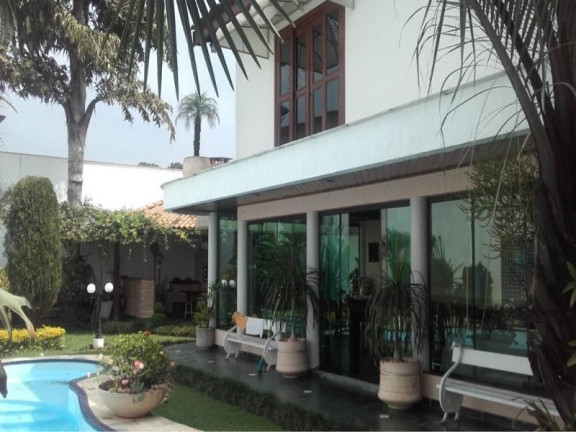 Casa com 3 Quartos à Venda, 350 m² em Interlagos - São Paulo