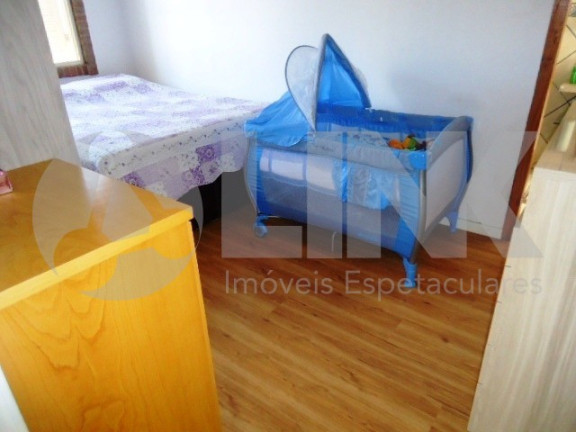 Imagem Casa com 3 Quartos à Venda, 200 m² em Jardim Itu - Porto Alegre Imagem Casa com 3 Quartos à Venda, 200 m² em Jardim Itu - Porto Alegre
