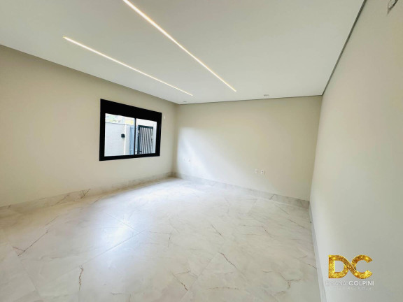 Imagem Casa com 3 Quartos à Venda, 235 m² em Santa Rosa - Cuiabá