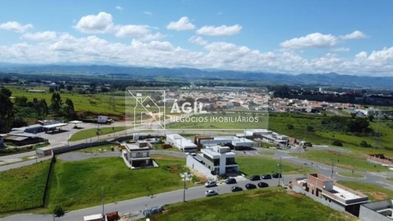 Terreno à Venda, 360 m² em Parque Residencial Maria Elmira - Caçapava