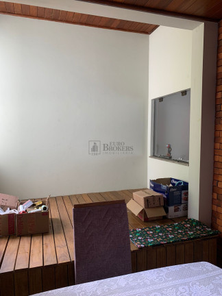 Imagem Casa com 3 Quartos à Venda, 250 m² em Centro - Itajaí Imagem Casa com 3 Quartos à Venda, 250 m² em Centro - Itajaí