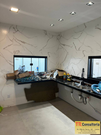 Imagem Casa com 3 Quartos à Venda, 167 m² em Campos Dos Goytacazes Imagem Casa com 3 Quartos à Venda, 167 m² em Campos Dos Goytacazes
