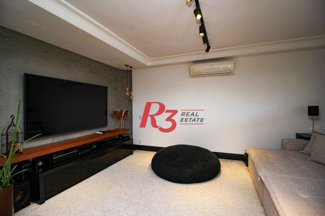 Imagem Apartamento com 3 Quartos à Venda, 240 m² em Boqueirão - Santos