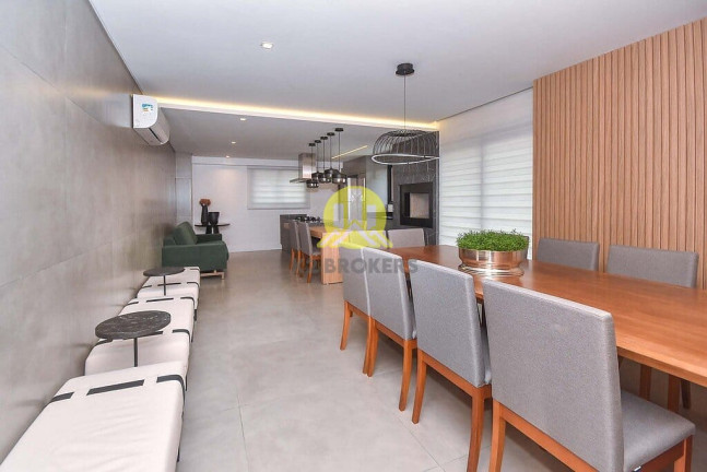 Imagem Cobertura com 2 Quartos à Venda, 133 m² em São Francisco - Curitiba Imagem Cobertura com 2 Quartos à Venda, 133 m² em São Francisco - Curitiba
