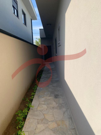 Imagem Casa com 3 Quartos à Venda, 300 m² em Piracangaguá - Taubaté Imagem Casa com 3 Quartos à Venda, 300 m² em Piracangaguá - Taubaté