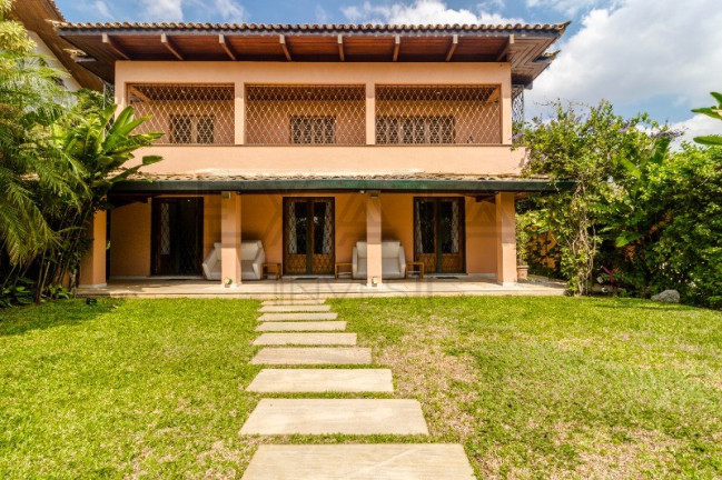 Casa com 4 Quartos para Alugar, 573 m² em Cidade Jardim - São Paulo