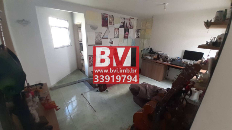 Imagem Casa com 4 Quartos à Venda, 101 m² em Ramos - Rio De Janeiro Imagem Casa com 4 Quartos à Venda, 101 m² em Ramos - Rio De Janeiro