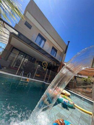 Imagem Sobrado com 3 Quartos à Venda, 220 m² em Parque Califórnia - Jacareí