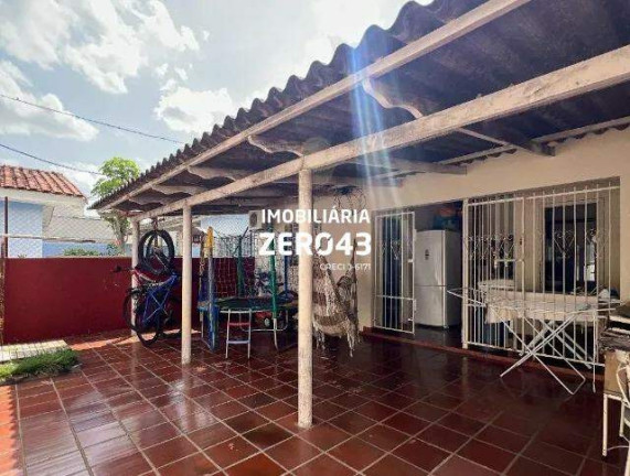Imagem Casa com 3 Quartos à Venda, 178 m² em Vila Fujita - Londrina Imagem Casa com 3 Quartos à Venda, 178 m² em Vila Fujita - Londrina