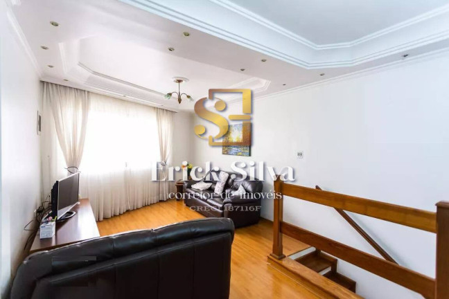 Imagem Casa com 5 Quartos à Venda, 248 m² em Vila Yolanda - Osasco