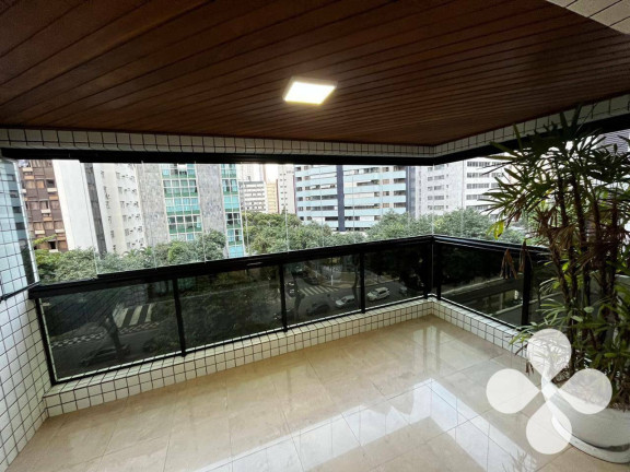 Imagem Imóvel com 3 Quartos à Venda, 214 m² em Gonzaga - Santos Imagem Imóvel com 3 Quartos à Venda, 214 m² em Gonzaga - Santos