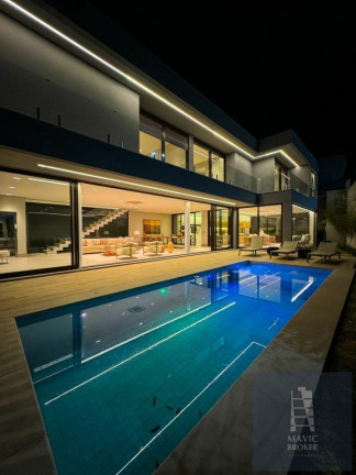 Imagem Casa com 4 Quartos à Venda, 540 m² em Alphaville - Barueri Imagem Casa com 4 Quartos à Venda, 540 m² em Alphaville - Barueri