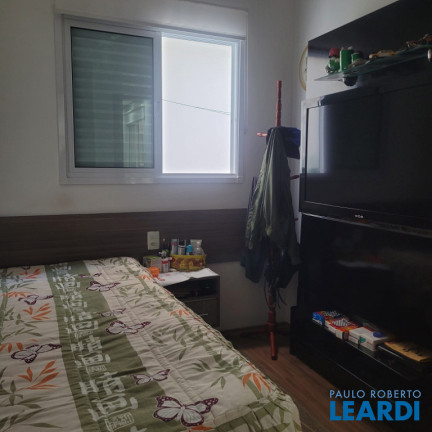 Imagem Apartamento com 2 Quartos à Venda, 42 m² em Vila Scarpelli - Santo André