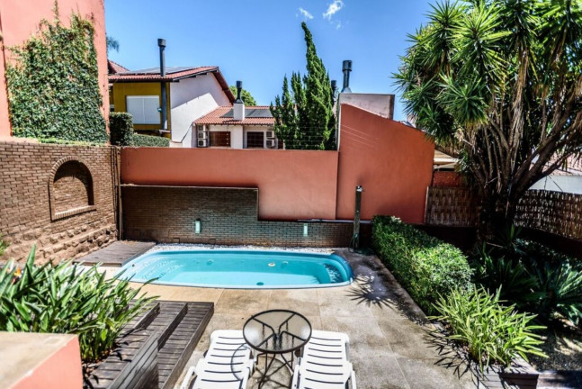 Imagem Imóvel com 4 Quartos à Venda, em Passo Da Areia - Porto Alegre Imagem Imóvel com 4 Quartos à Venda, em Passo Da Areia - Porto Alegre