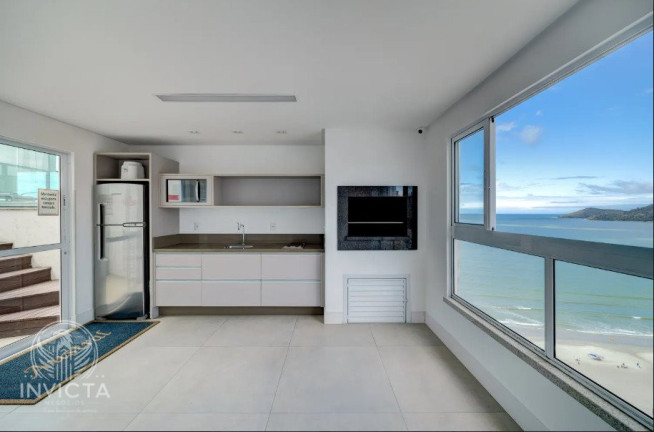 Imagem Apartamento com 3 Quartos à Venda, 134 m² em Centro - Balneário Camboriú Imagem Apartamento com 3 Quartos à Venda, 134 m² em Centro - Balneário Camboriú