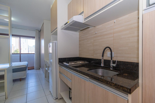 Apartamento com 1 Quarto para Alugar, 27 m² em Centro - Curitiba