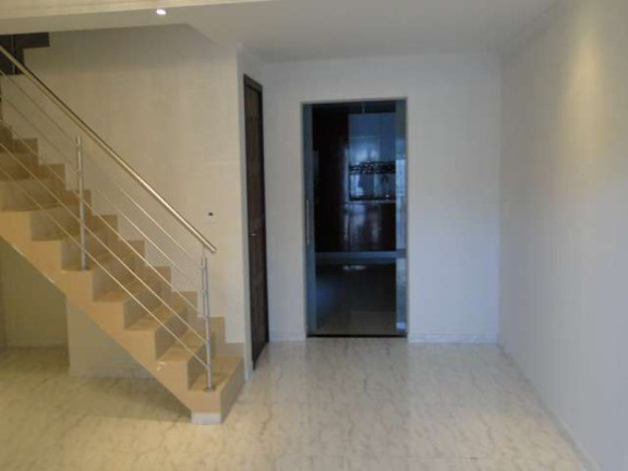 Imagem Casa com 3 Quartos à Venda, 200 m² em Costa Azul - Rio Das Ostras Imagem Casa com 3 Quartos à Venda, 200 m² em Costa Azul - Rio Das Ostras