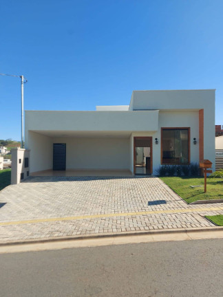 Casa com 3 Quartos à Venda, 135 m² em Jardins Barcelona - Senador Canedo
