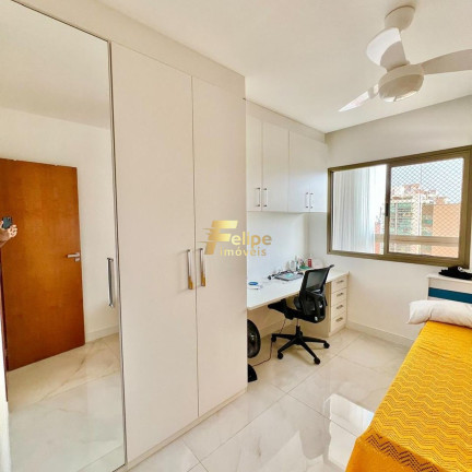 Imagem Imóvel com 3 Quartos à Venda, 120 m² em Praia Da Costa - Vila Velha Imagem Imóvel com 3 Quartos à Venda, 120 m² em Praia Da Costa - Vila Velha