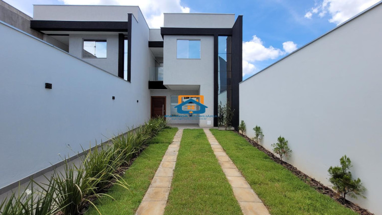 Imagem Casa com 3 Quartos à Venda, 137 m² em Residencial Bethânia - Santana Do Paraíso