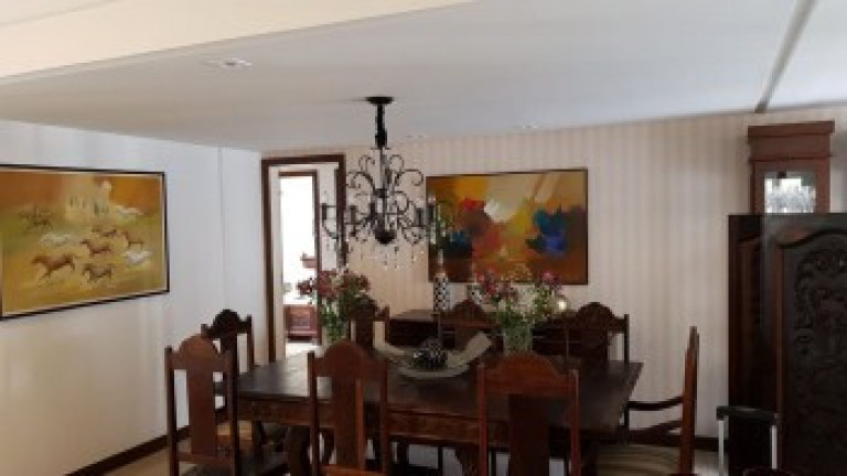 Imagem Casa com 5 Quartos à Venda, 300 m² em Pituba - Salvador Imagem Casa com 5 Quartos à Venda, 300 m² em Pituba - Salvador