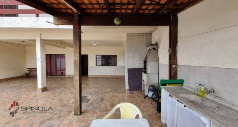 Imagem Sobrado com 3 Quartos para Alugar, 260 m² em Itanhaem - Itanhaém