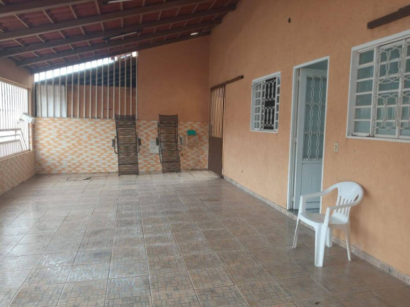 Imagem Casa com 4 Quartos à Venda, 300 m² em Guará I - Brasília Imagem Casa com 4 Quartos à Venda, 300 m² em Guará I - Brasília