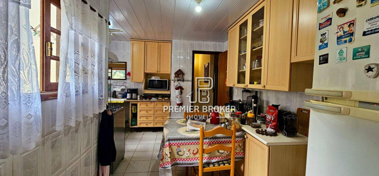 Imagem Casa com 3 Quartos à Venda, 265 m² em Vargem Grande - Teresópolis Imagem Casa com 3 Quartos à Venda, 265 m² em Vargem Grande - Teresópolis