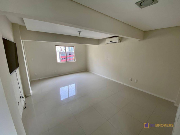 Imagem Imóvel com 4 Quartos à Venda, 200 m² em Centro - Balneário Camboriú
