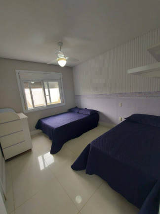 Imagem Casa com 4 Quartos à Venda, 600 m² em Atlântida Sul - Osório
