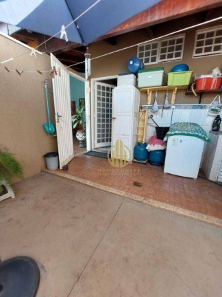 Imagem Casa com 3 Quartos à Venda, 130 m² em Parque Dos Lagos - Ribeirão Preto Imagem Casa com 3 Quartos à Venda, 130 m² em Parque Dos Lagos - Ribeirão Preto