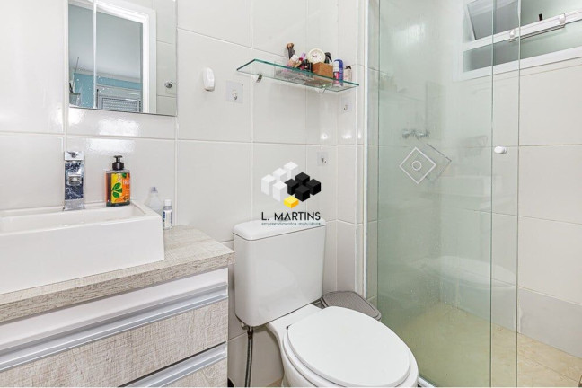 Imagem Apartamento com 3 Quartos à Venda, 62 m² em São Sebastião - Porto Alegre Imagem Apartamento com 3 Quartos à Venda, 62 m² em São Sebastião - Porto Alegre