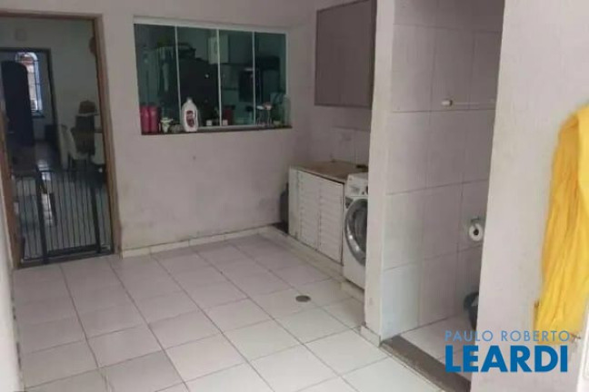 Imagem Casa com 3 Quartos à Venda, 198 m² em Campestre - Santo André