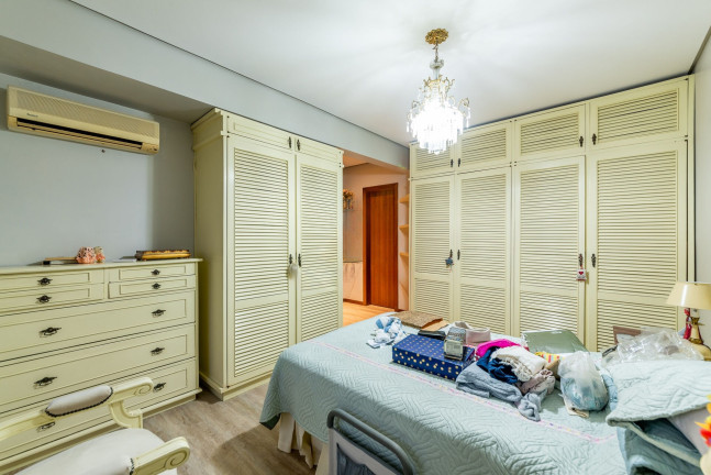 Imagem Cobertura com 4 Quartos à Venda, 262 m² em Menino Deus - Porto Alegre Imagem Cobertura com 4 Quartos à Venda, 262 m² em Menino Deus - Porto Alegre