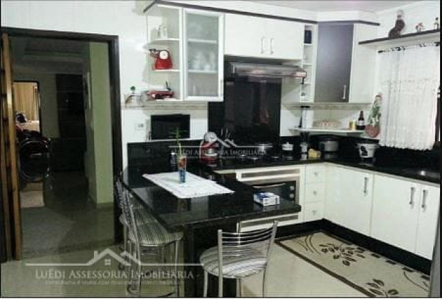 Imagem Sobrado com 2 Quartos à Venda, 280 m² em Parque Savoy City - São Paulo